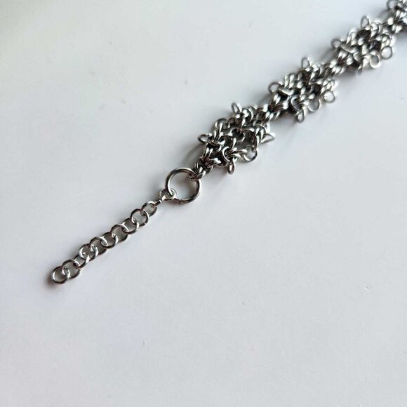 Unique handmade dainty silver bracelet ✦ intricate lace bracelet ✦ - Picture 9 of 12